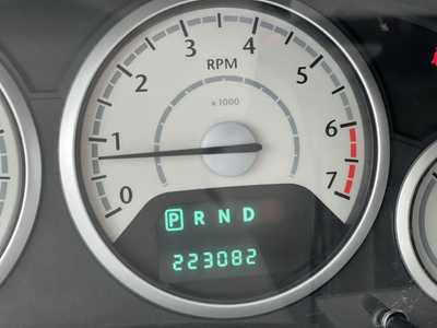 2010 Chrysler Town & Country, $2995. Photo 12