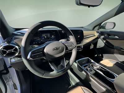 2026 Chevrolet Equinox, $41355. Photo 10