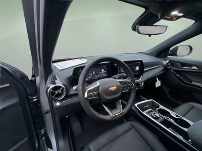 2026 Chevrolet Equinox, $35065. Photo 10