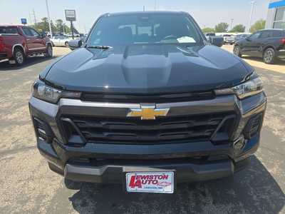 2025 Chevrolet Colorado Crew Cab, $35295. Photo 8