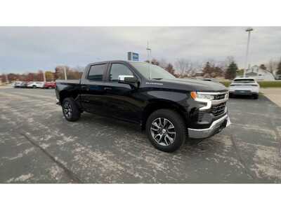2023 Chevrolet 1500 Crew Cab, $39995. Photo 2