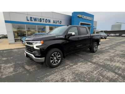 2023 Chevrolet 1500 Crew Cab, $39995. Photo 4
