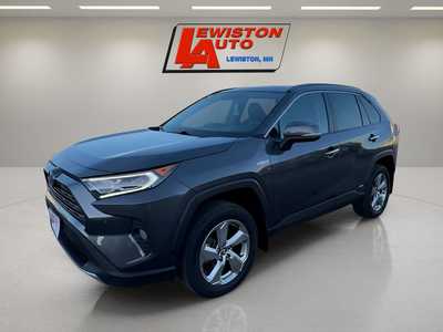 2020 Toyota RAV4, $28995. Photo 4