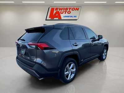 2020 Toyota RAV4, $28995. Photo 8