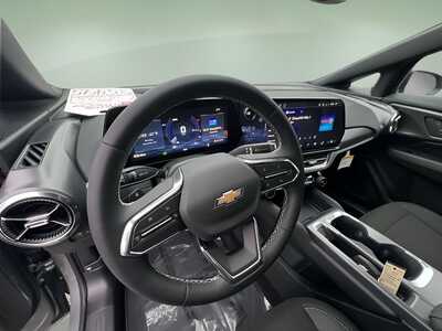 2026 Chevrolet Equinox, $35495. Photo 10