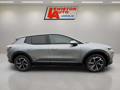 2026 Chevrolet Equinox, $35495. Photo 9