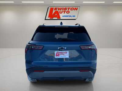 2026 Chevrolet Equinox, $35165. Photo 12