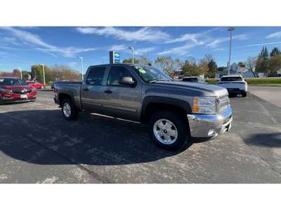 2013 Chevrolet 1500 Crew Cab, $14995. Photo 2