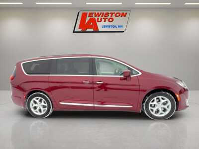 2018 Chrysler Pacifica, $10995. Photo 6