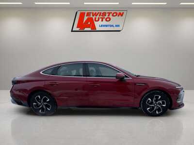 2024 Hyundai Sonata, $23995. Photo 6