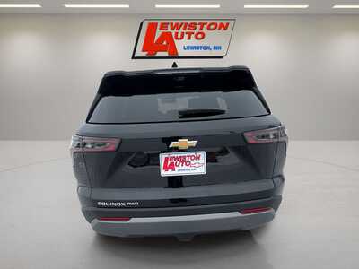 2026 Chevrolet Equinox, $35065. Photo 12