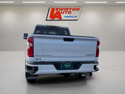 2021 Chevrolet 3500 Crew Cab, $63995. Photo 4