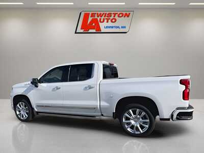 2024 Chevrolet 1500 Crew Cab, $61995. Photo 6