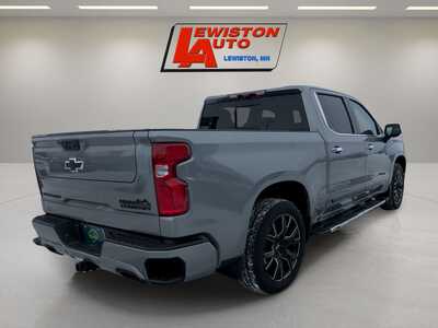 2025 Chevrolet 1500 Crew Cab, $61995. Photo 5