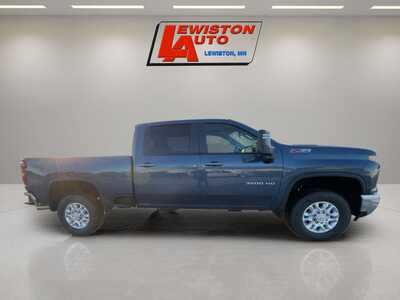 2026 Chevrolet 3500 Crew Cab, $71830. Photo 6