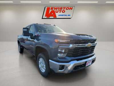 2026 Chevrolet 3500 Crew Cab, $71830. Photo 7