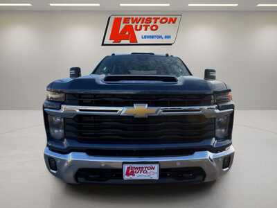 2026 Chevrolet 3500 Crew Cab, $71830. Photo 8