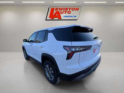 2026 Chevrolet Equinox, $34095. Photo 11