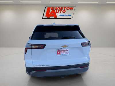 2026 Chevrolet Equinox, $34095. Photo 4