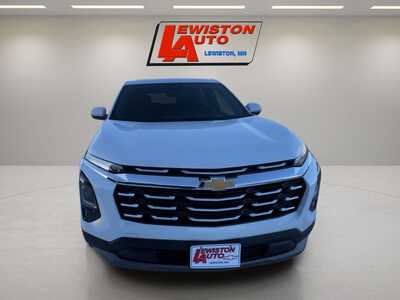 2026 Chevrolet Equinox, $34095. Photo 8