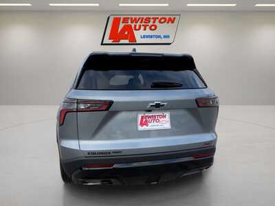 2026 Chevrolet Equinox, $38065. Photo 4