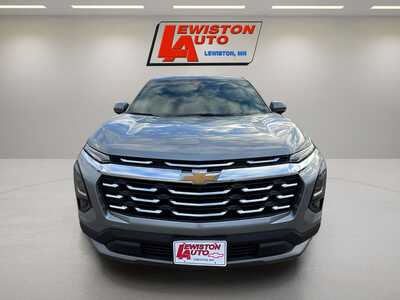 2026 Chevrolet Equinox, $34095. Photo 11