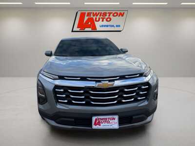 2026 Chevrolet Equinox, $34095. Photo 2