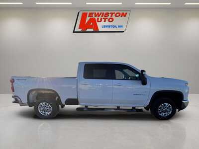 2025 Chevrolet 2500 Crew Cab, $59995. Photo 12