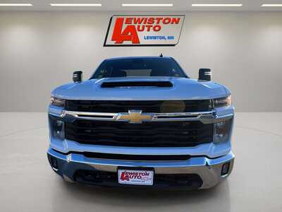 2025 Chevrolet 2500 Crew Cab, $59995. Photo 8