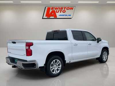 2024 Chevrolet 1500 Crew Cab, $43995. Photo 5