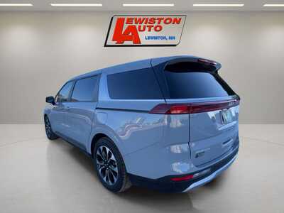 2024 Kia Carnival, $32995. Photo 3