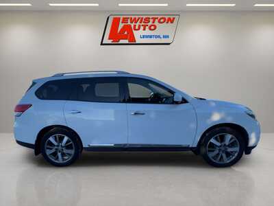 2014 Nissan Pathfinder, $8495. Photo 6