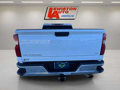 2022 Chevrolet 1500 Crew Cab, $41995. Photo 11