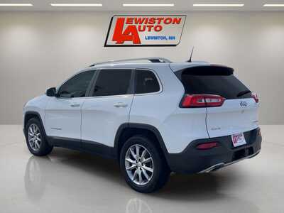 2018 Jeep Cherokee, $8995. Photo 3