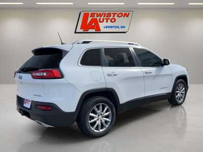 2018 Jeep Cherokee, $8995. Photo 5