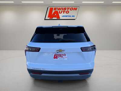 2026 Chevrolet Equinox, $35065. Photo 12