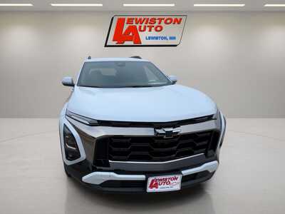 2026 Chevrolet Equinox, $40060. Photo 8