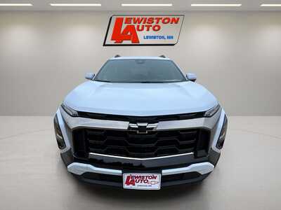 2026 Chevrolet Equinox, $40060. Photo 9