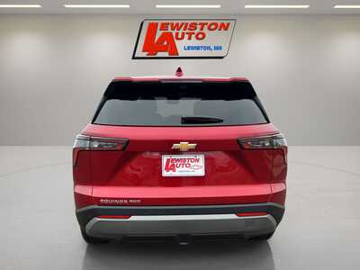 2026 Chevrolet Equinox, $35860. Photo 12