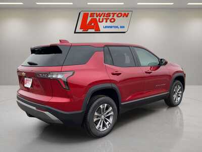 2026 Chevrolet Equinox, $35860. Photo 5