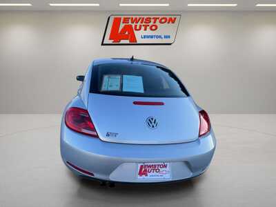 2015 Volkswagen Beetle, $10995. Photo 4