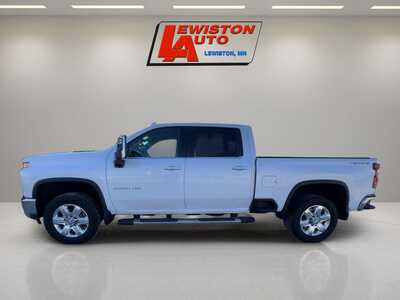 2020 Chevrolet 2500 Crew Cab, $48995. Photo 2