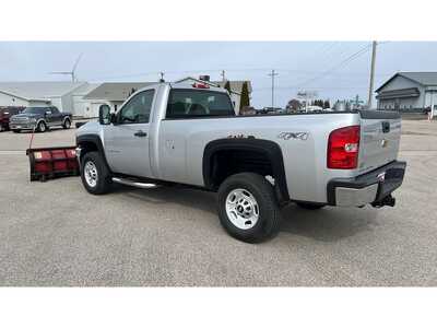 2011 Chevrolet 2500 Reg Cab, $12995. Photo 10