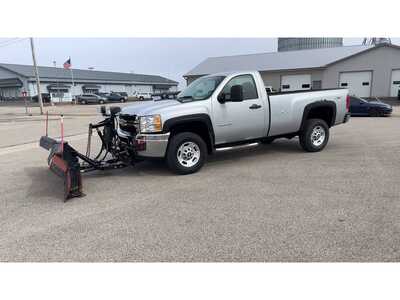 2011 Chevrolet 2500 Reg Cab, $12995. Photo 1
