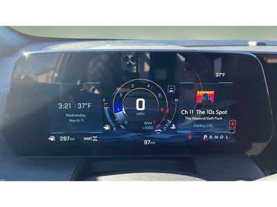 2026 Chevrolet Equinox, $41230. Photo 11