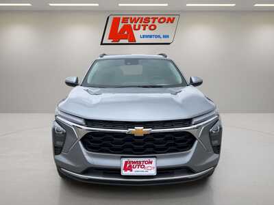 2026 Chevrolet Trax, $25885. Photo 8