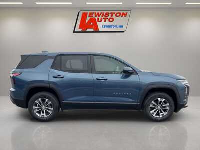2026 Chevrolet Equinox, $35365. Photo 6