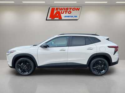 2026 Chevrolet Trax, $28385. Photo 10