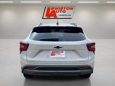 2026 Chevrolet Trax, $28385. Photo 12