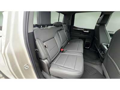 2026 Chevrolet 1500 Crew Cab, $56840. Photo 11